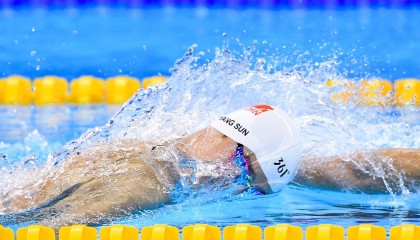 开云体育世界杯-库里打出生涯之夜，北京队粉碎掘金，当传奇与颠覆同频共振