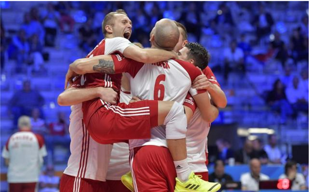 美国逆转波兰,拉什福德扛起全队 美国逆转波兰,拉什福德扛起全队