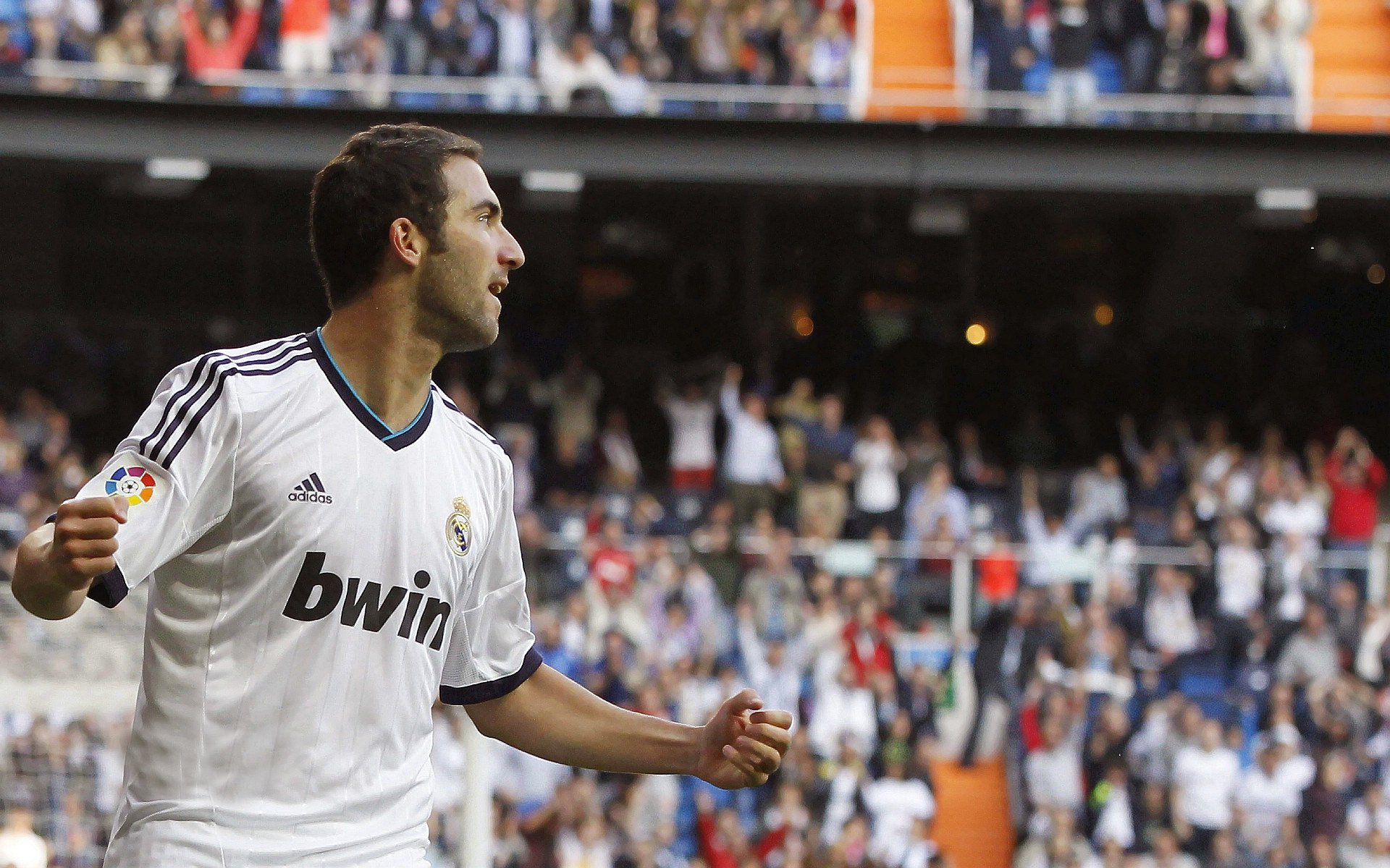 乌克兰绝杀巴萨，战火中踢出的，不只是足球