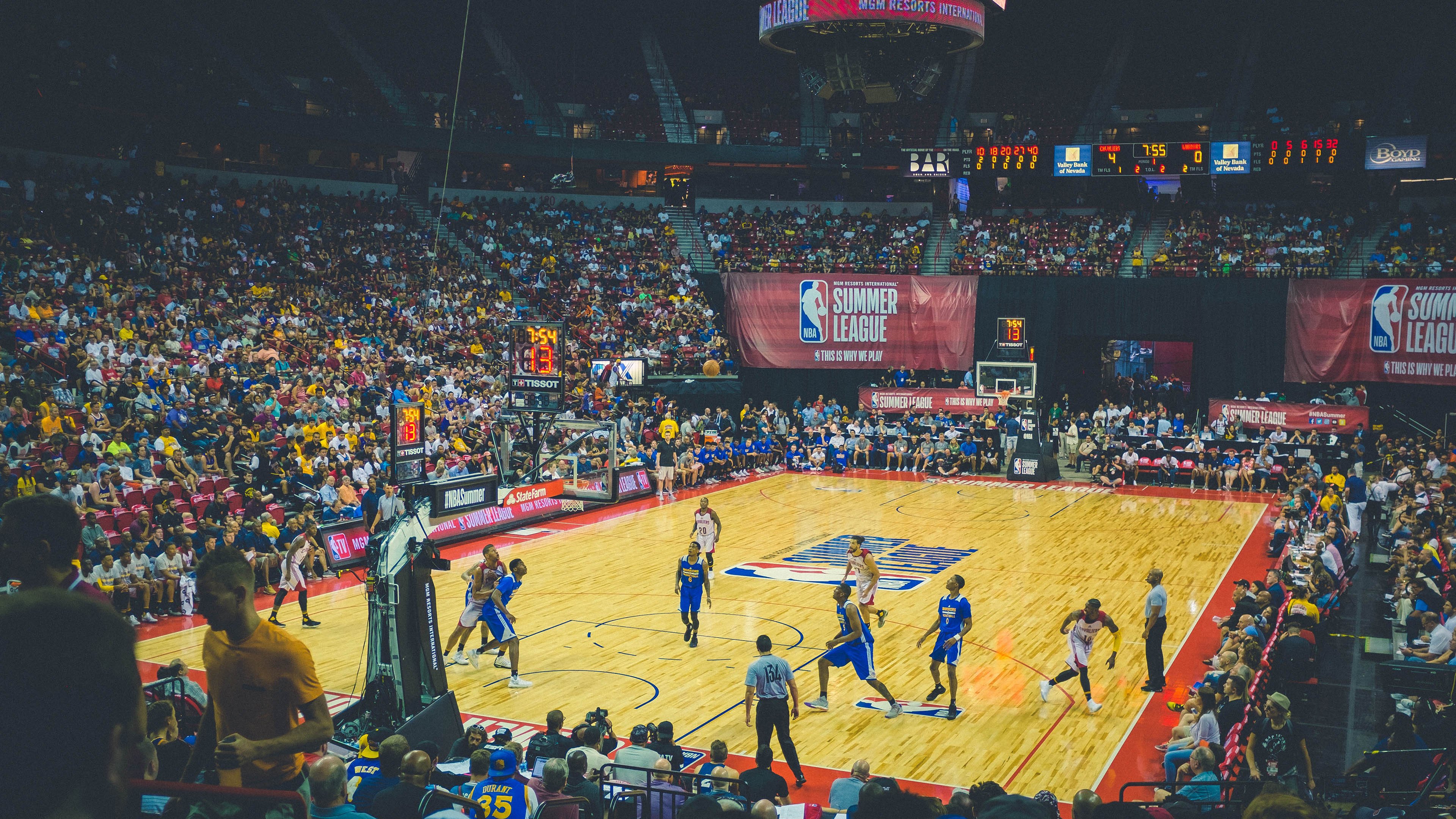 快船对阵尼克斯，詹姆斯对手完全无解，一场关于篮球本质的终极叩问